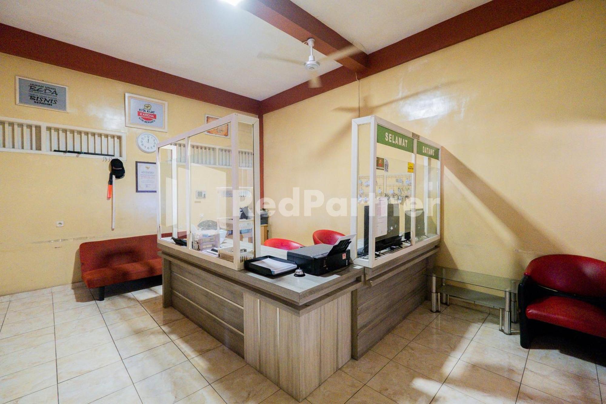 Omah Kalimosodo Mitra Reddoorz Near Stasiun Malang Kota Baru Hotel Exterior foto